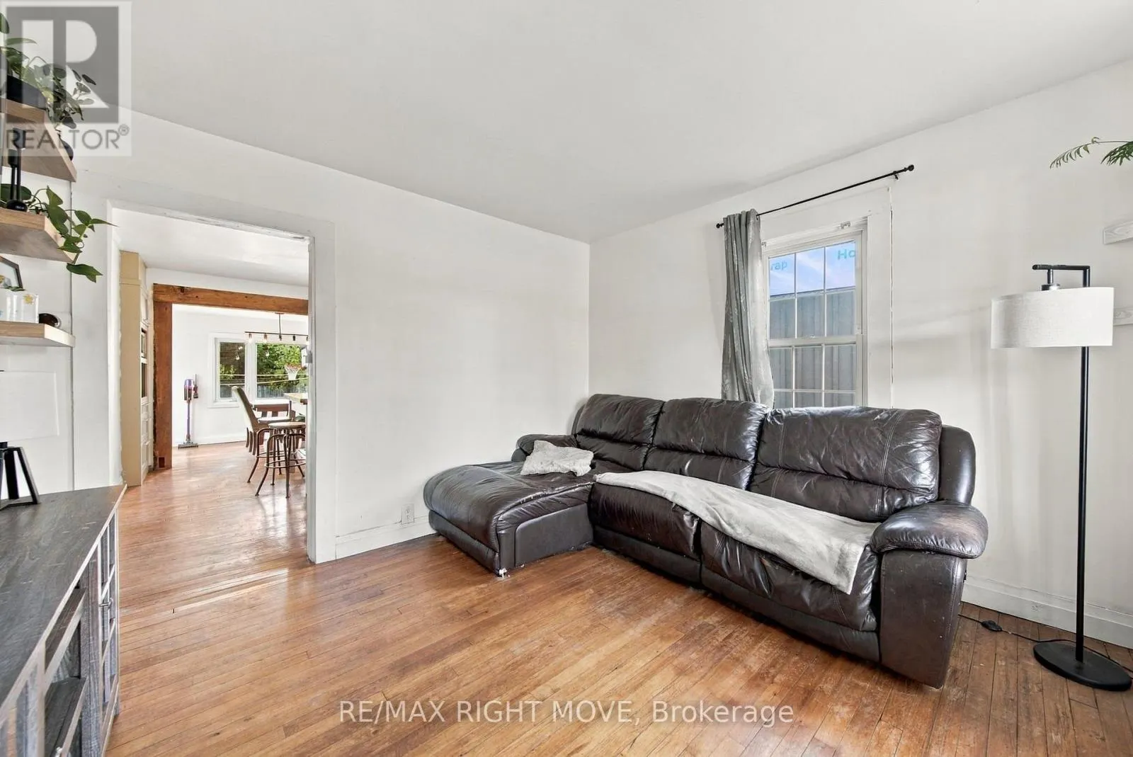 94 WESTMOUNT DRIVE N