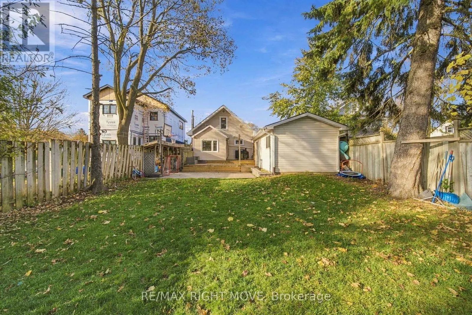 94 WESTMOUNT DRIVE N