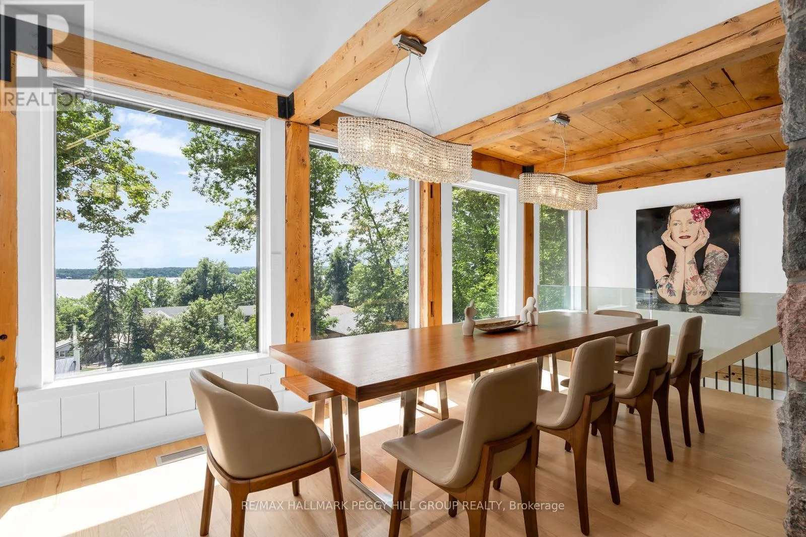 11 CRESTWOOD DRIVE