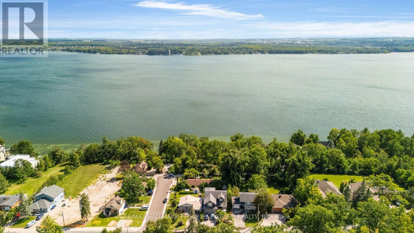 11 CRESTWOOD DRIVE
