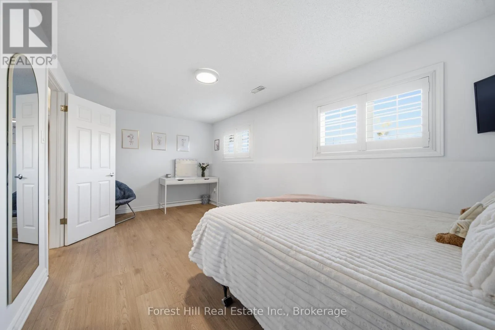 31 MCKEAN BOULEVARD