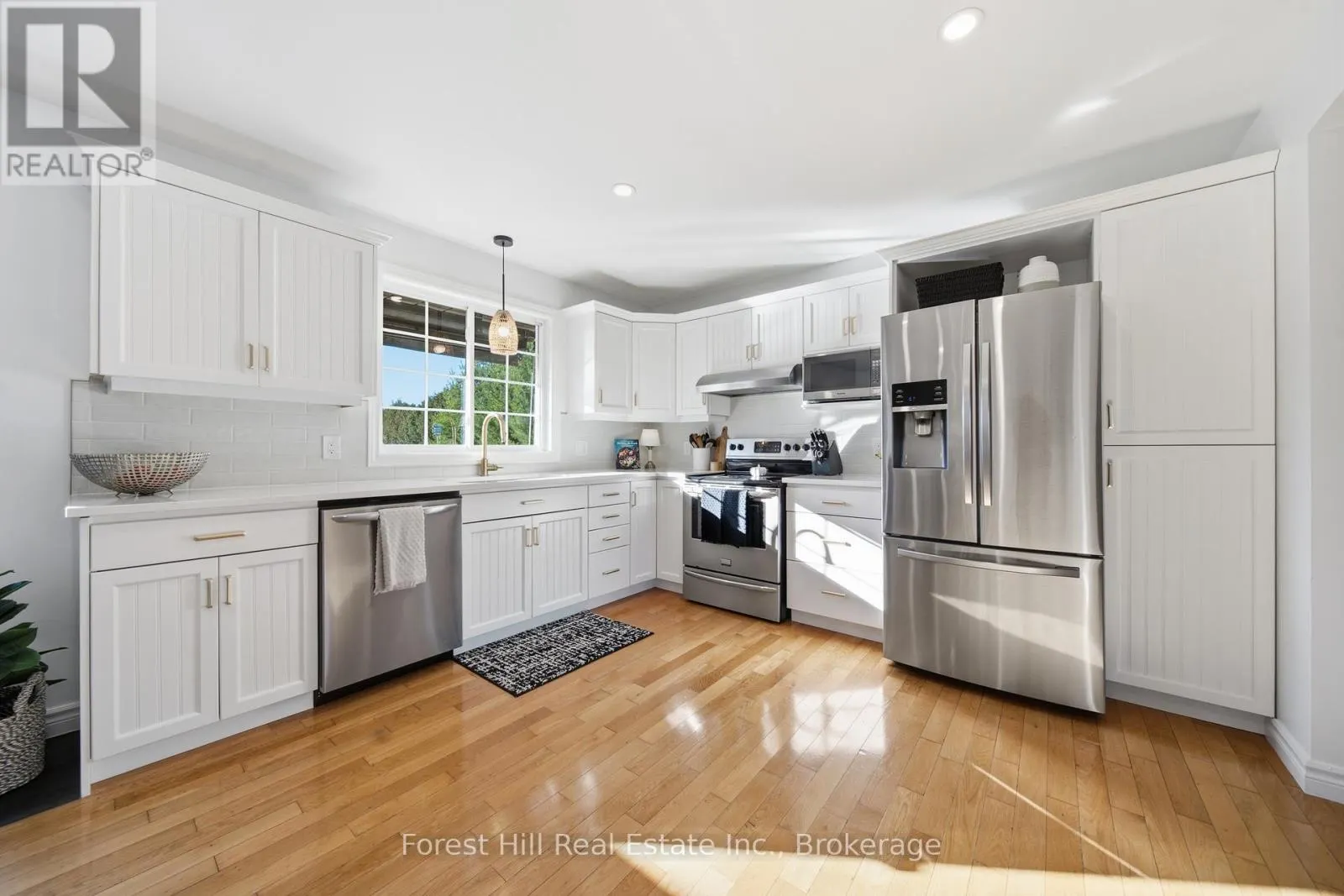 31 MCKEAN BOULEVARD
