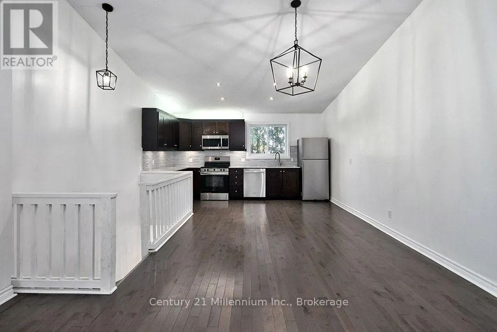 327 - 5 DAWSON DRIVE #327