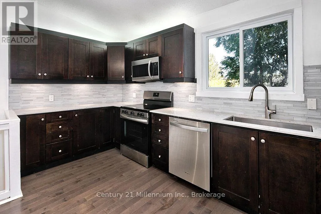 327 - 5 DAWSON DRIVE #327