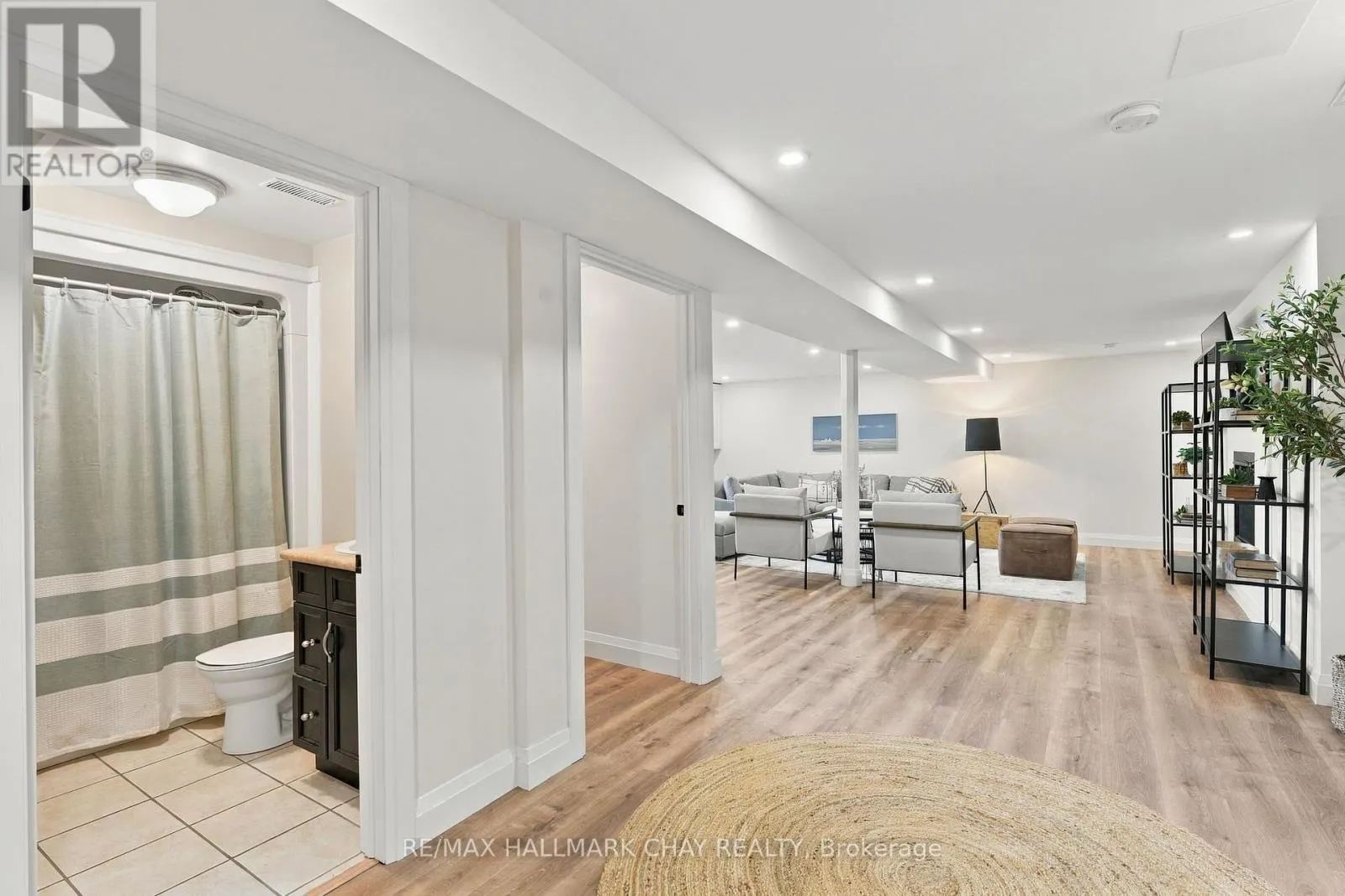 13 GOWAN ROAD