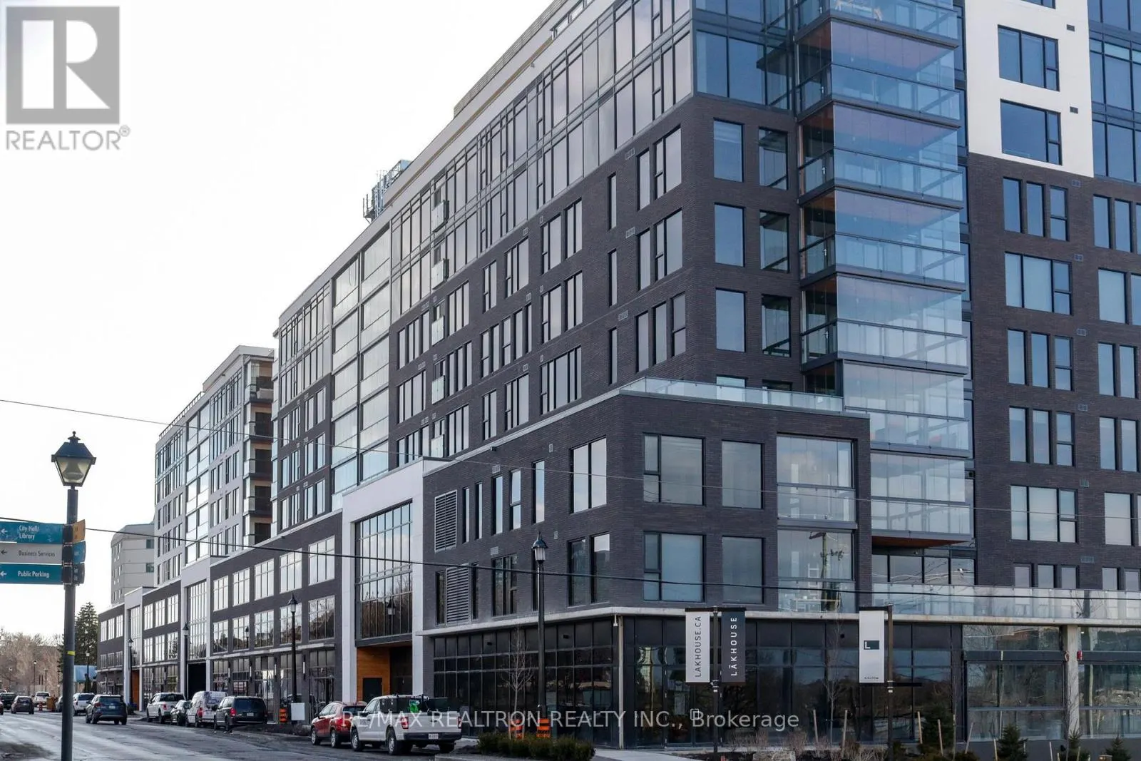 813 - 185 DUNLOP STREET E