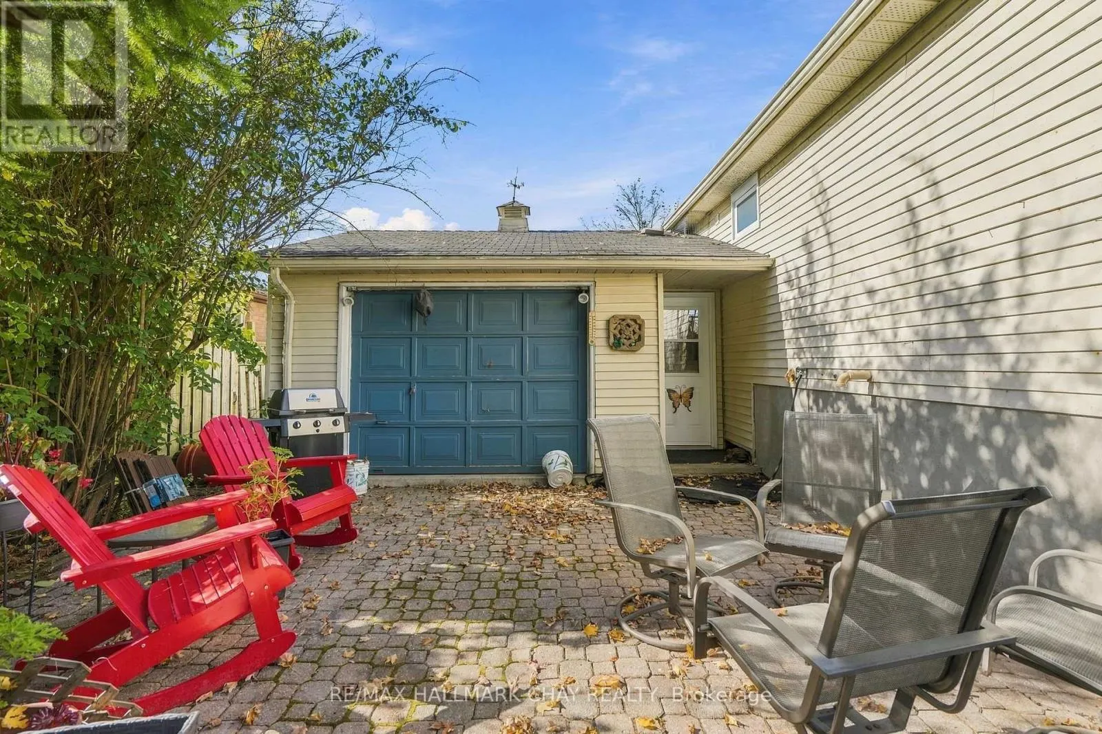17 WELLS CRESCENT