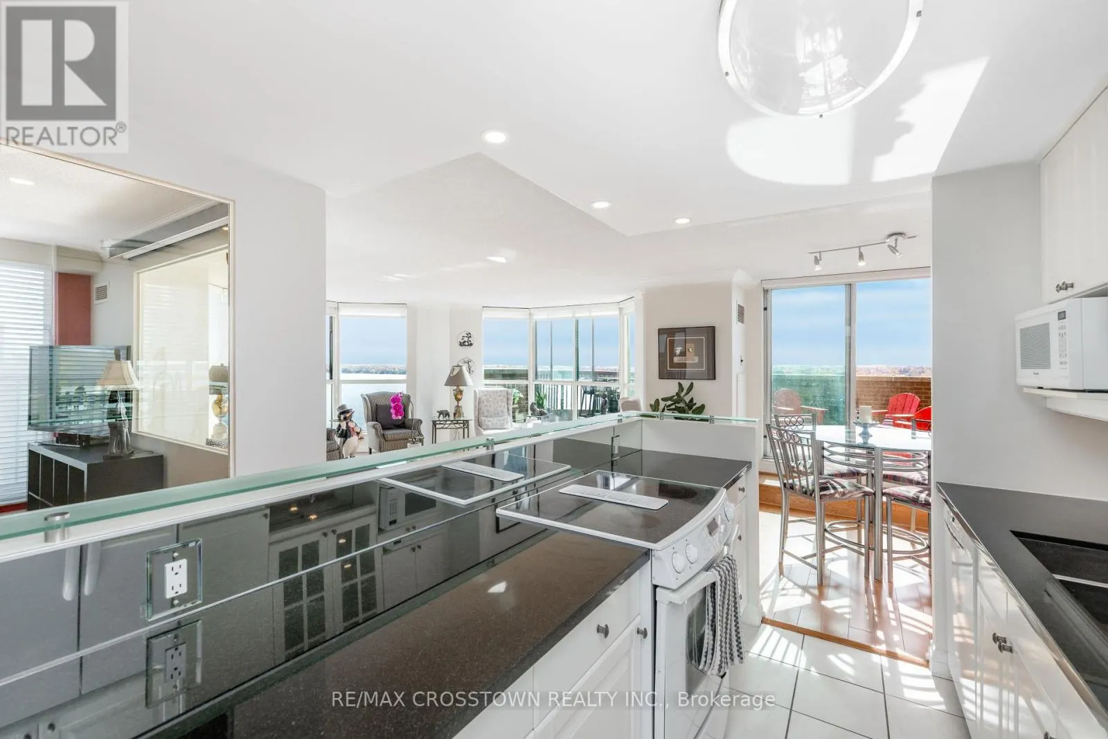 1506 - 140 DUNLOP STREET E