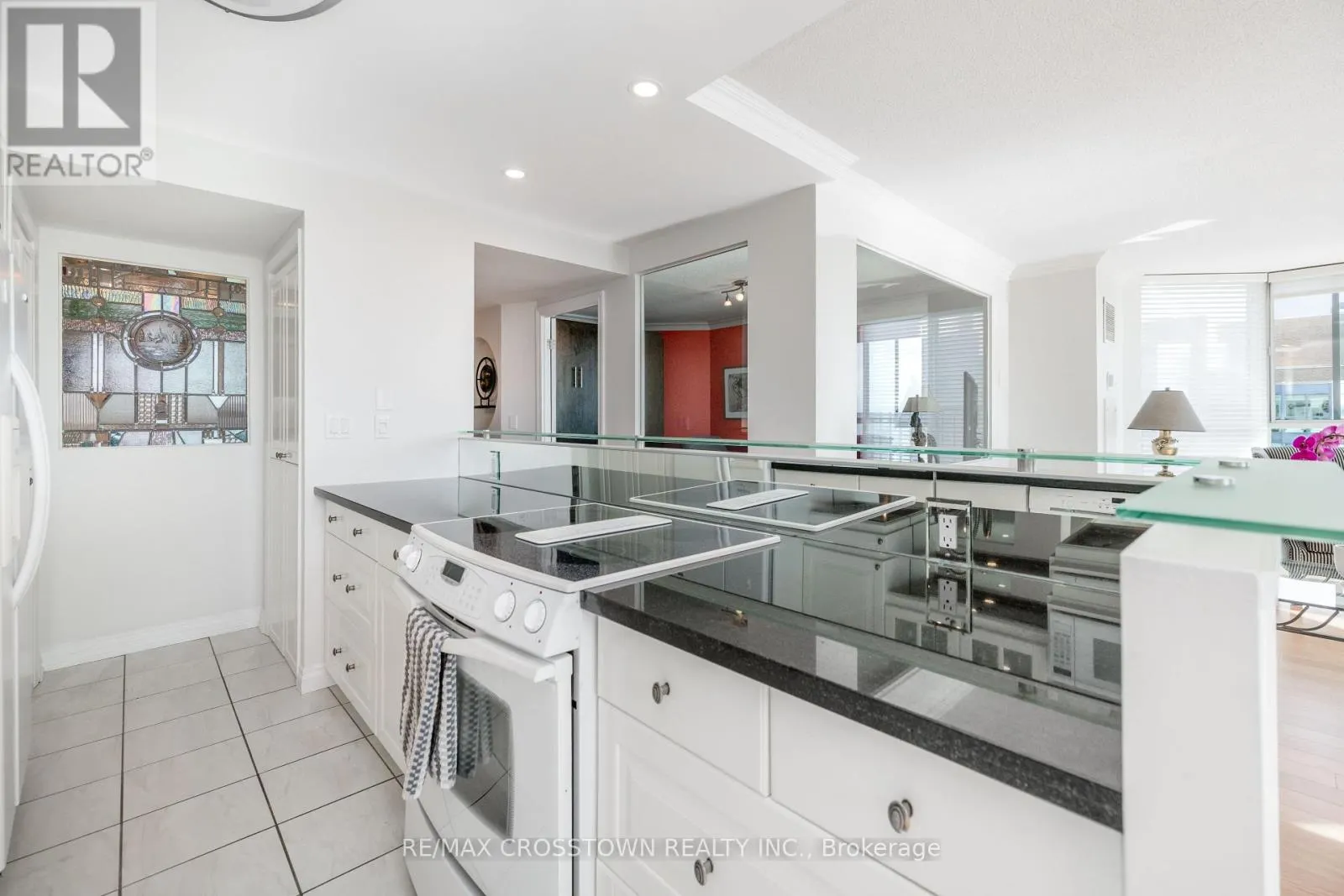 1506 - 140 DUNLOP STREET E