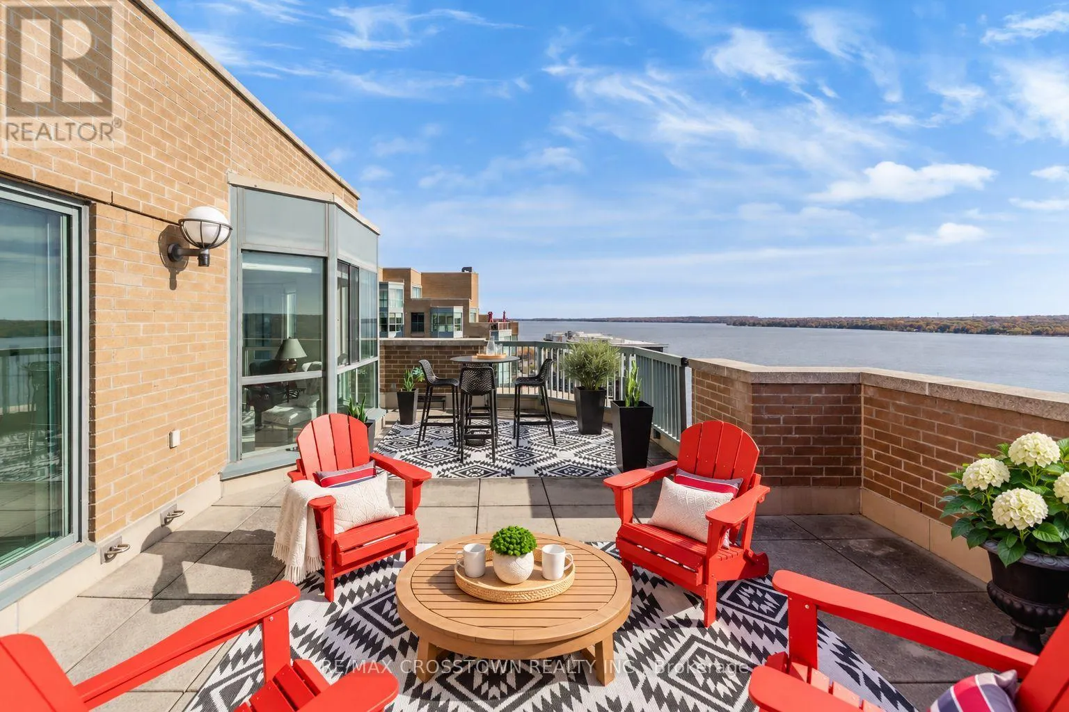 1506 - 140 DUNLOP STREET E