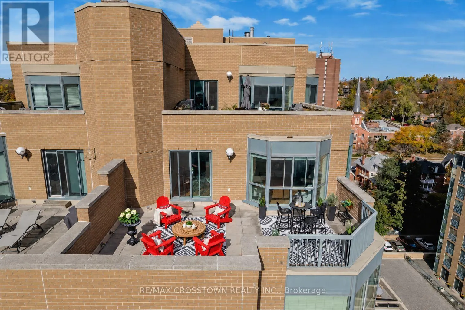 1506 - 140 DUNLOP STREET E