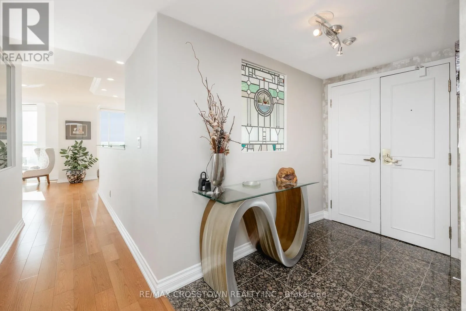 1506 - 140 DUNLOP STREET E