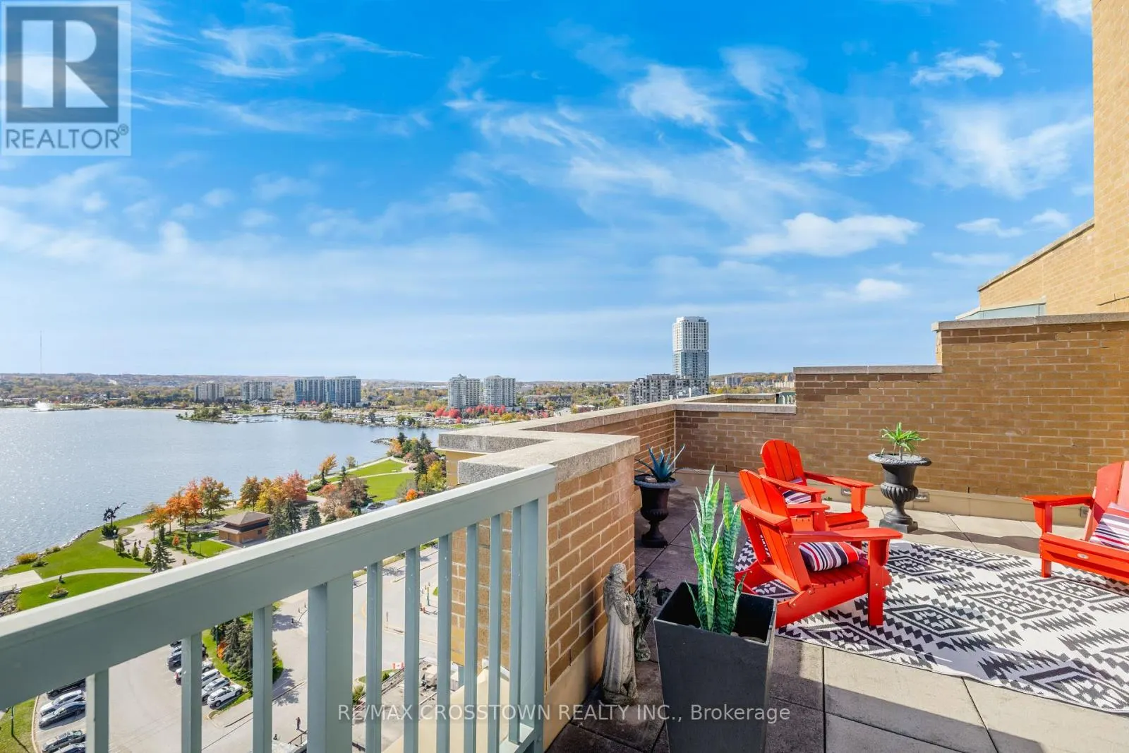 1506 - 140 DUNLOP STREET E
