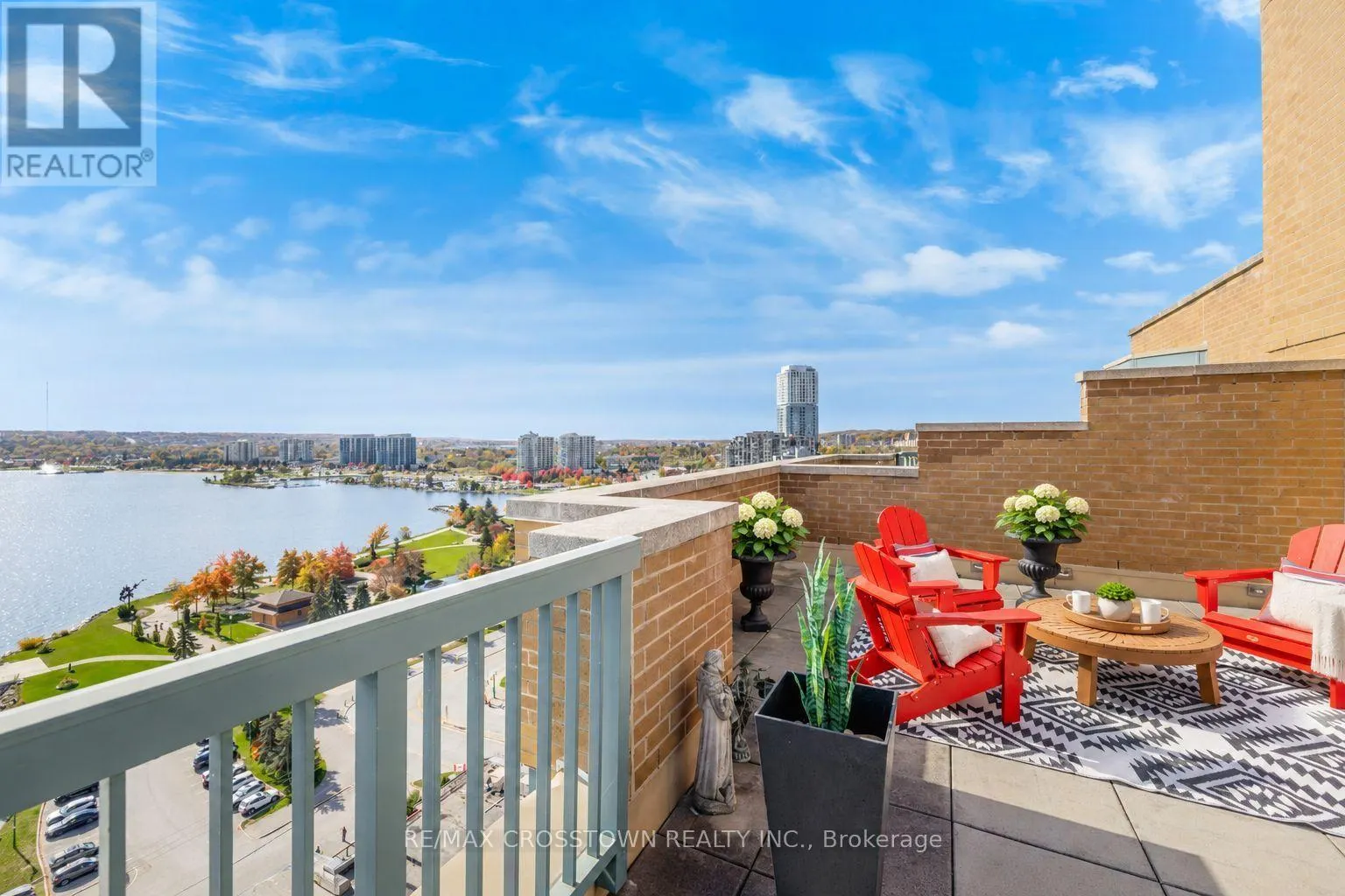 1506 - 140 DUNLOP STREET E