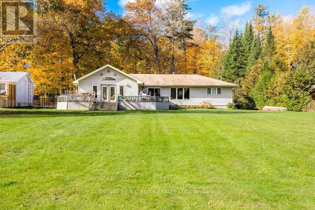 1909 MCLEOD DRIVE