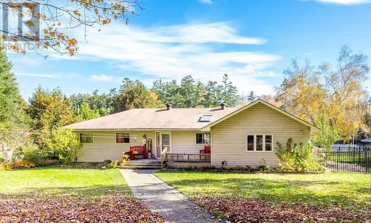 1909 MCLEOD DRIVE