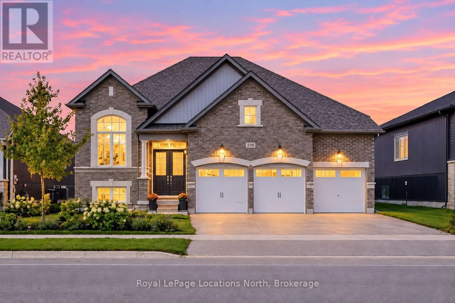 298 RAMBLEWOOD DRIVE