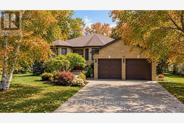 54 FAIRWAY CRESCENT