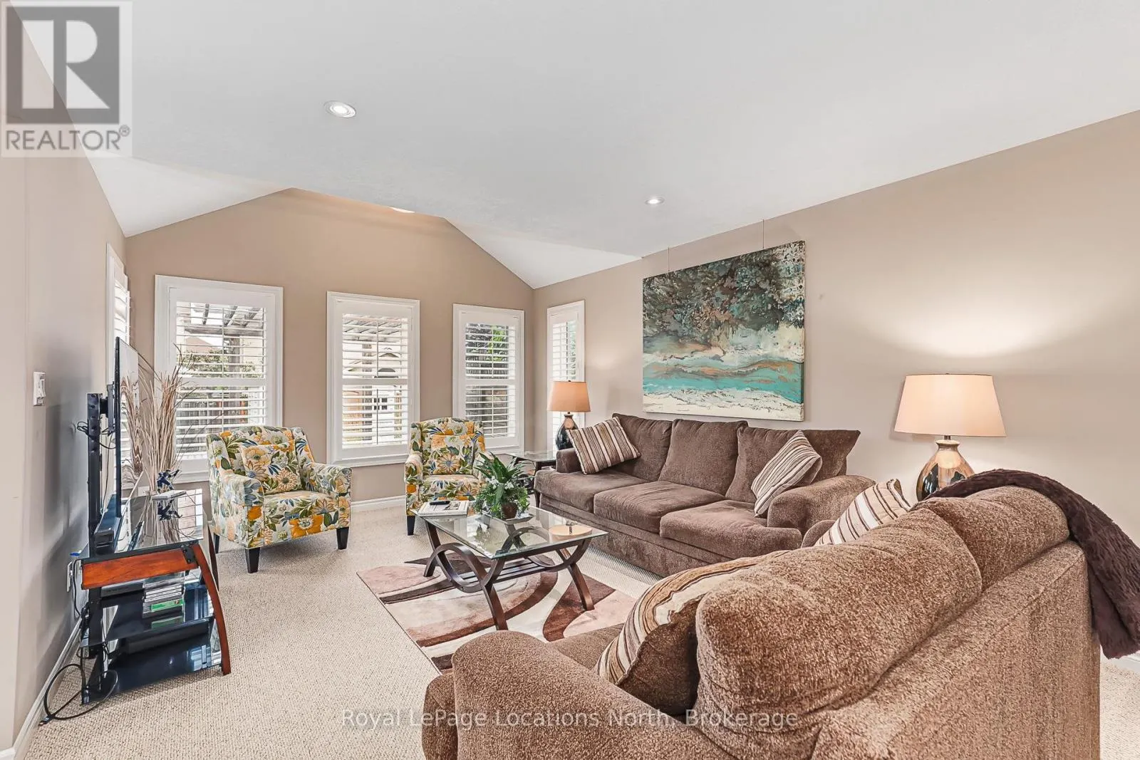 7 KAYLA CRESCENT