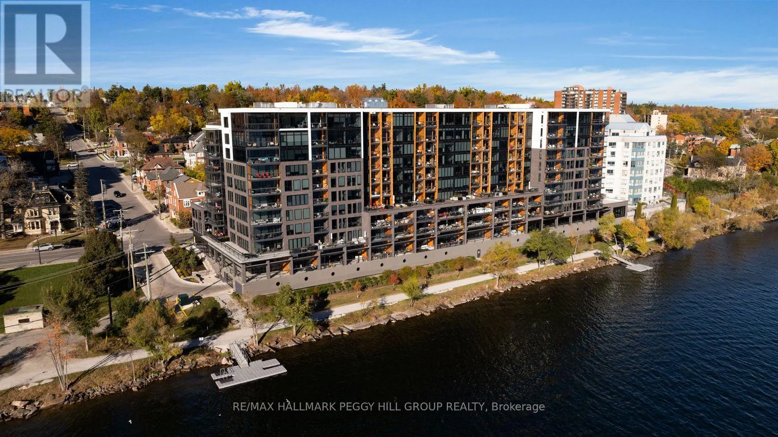 702 - 185 DUNLOP STREET E