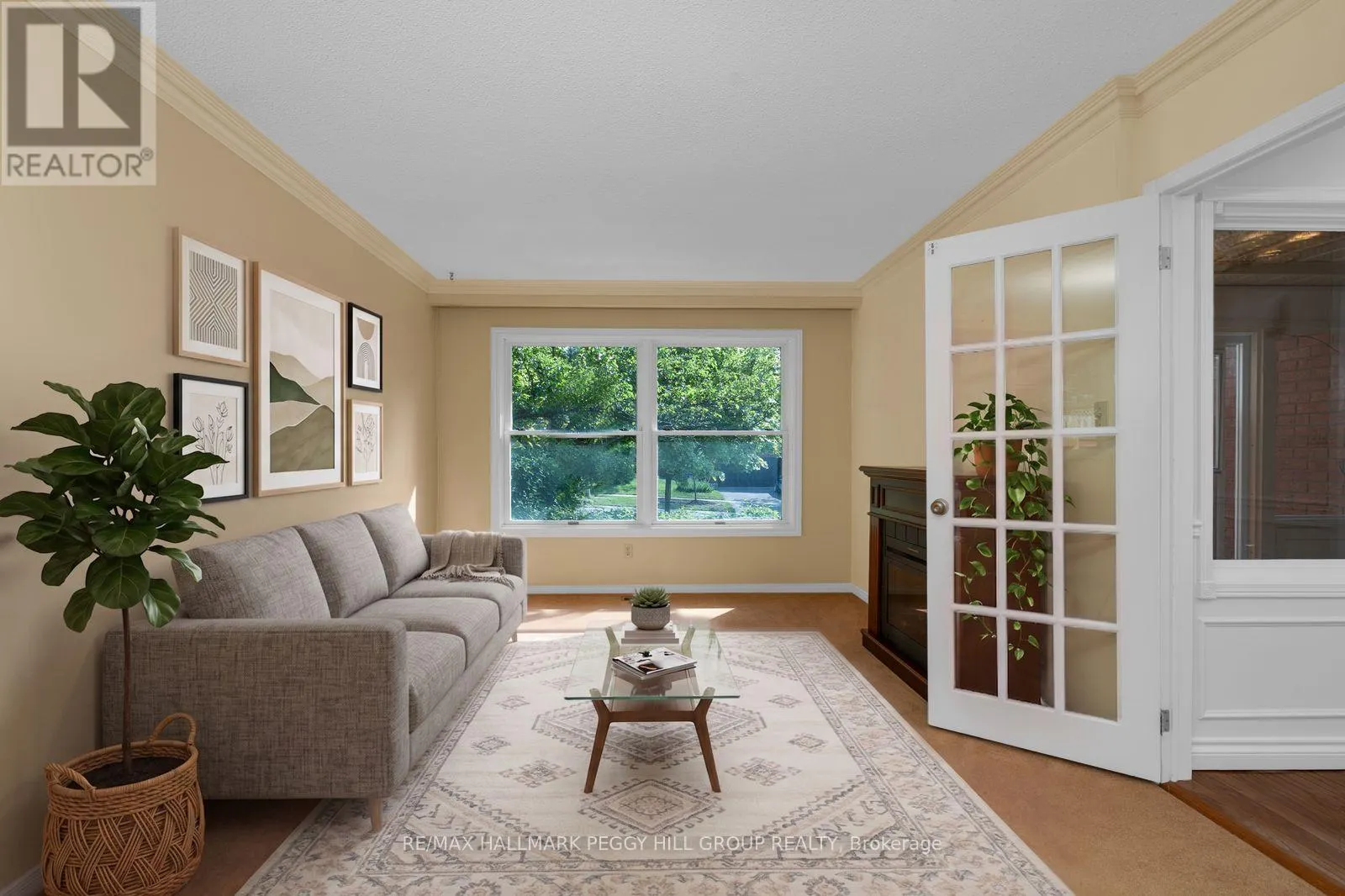 22 RICHLER CRESCENT