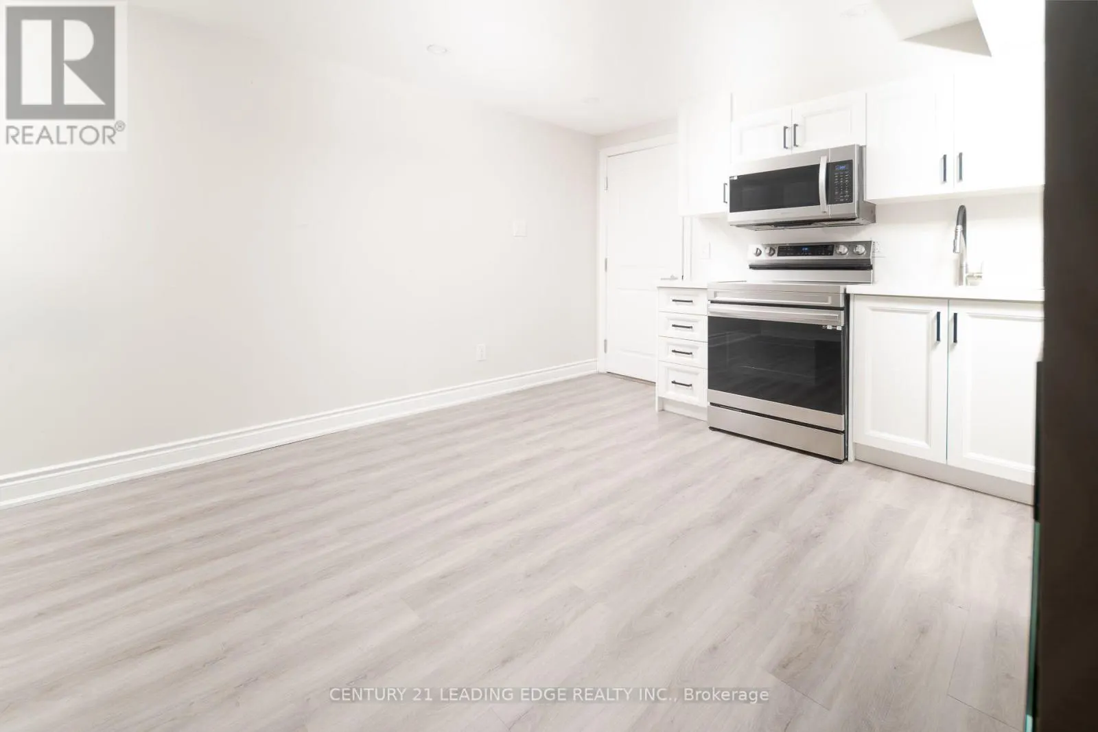 LOWER - 314 GROVE STREET E