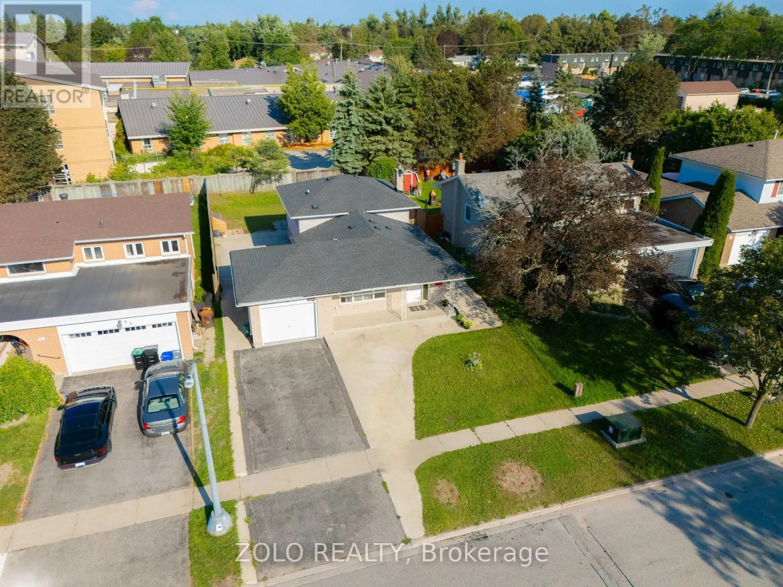 43 DAVIES CRESCENT