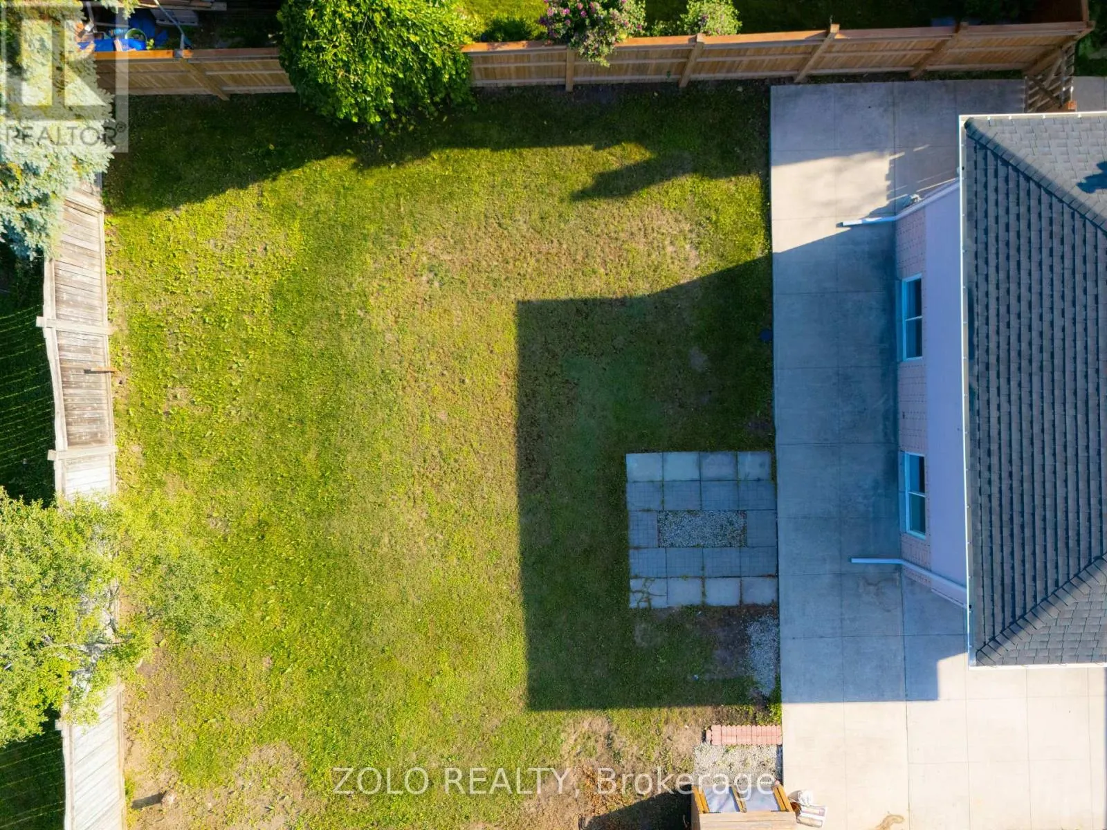 43 DAVIES CRESCENT