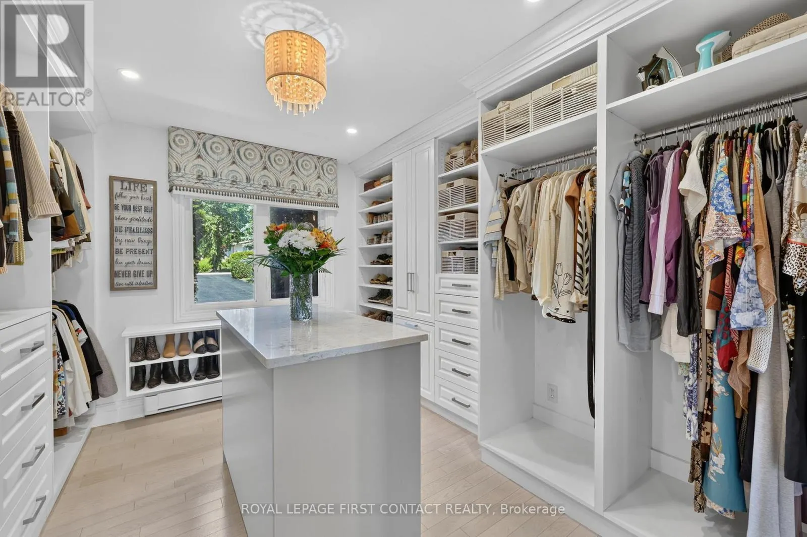 167 LAKESHORE ROAD W