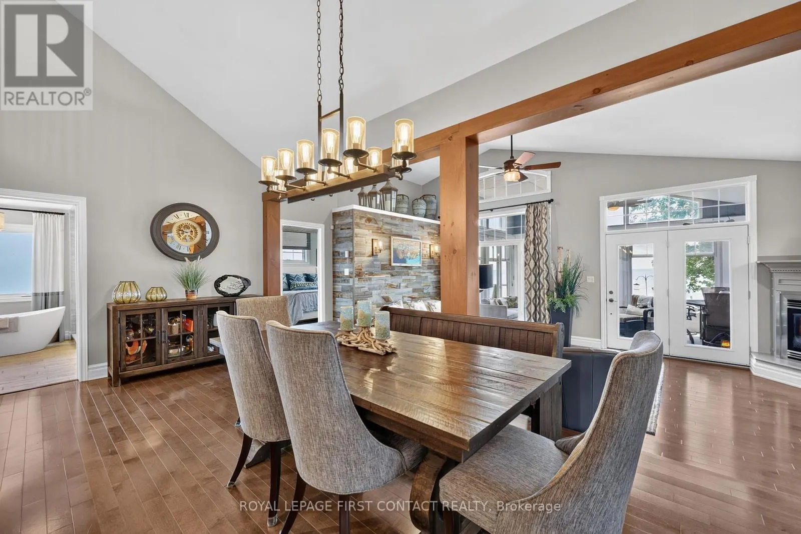 167 LAKESHORE ROAD W