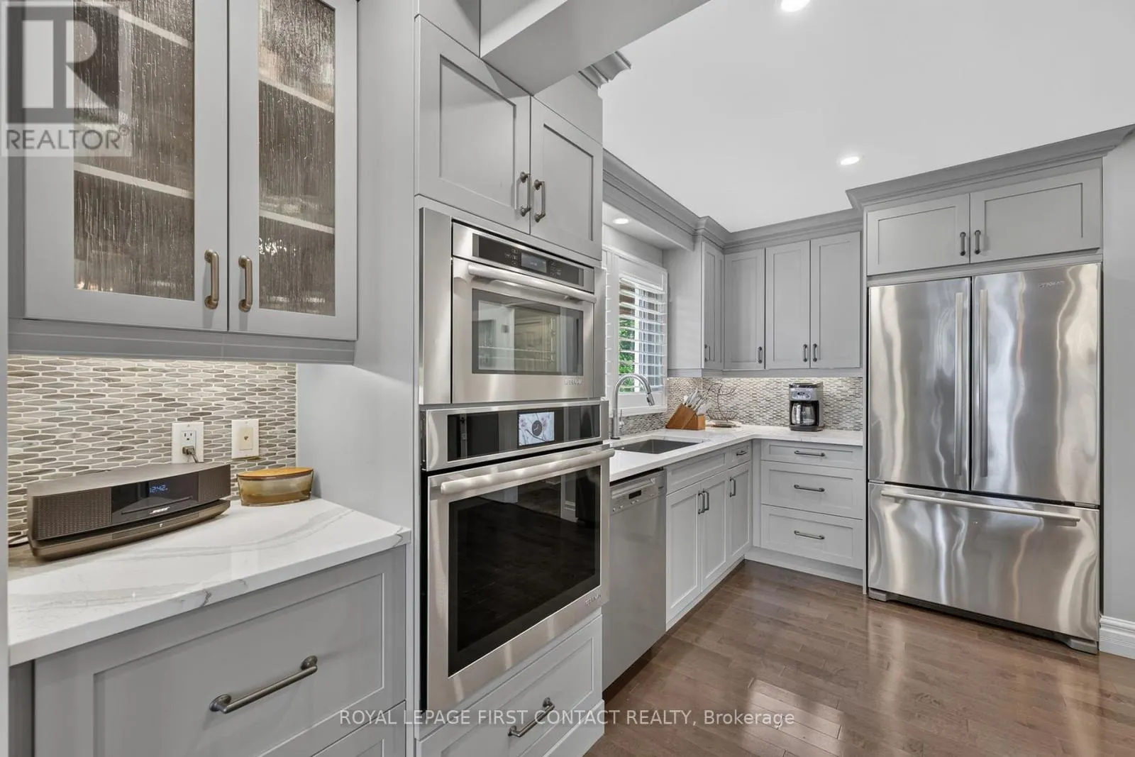 167 LAKESHORE ROAD W