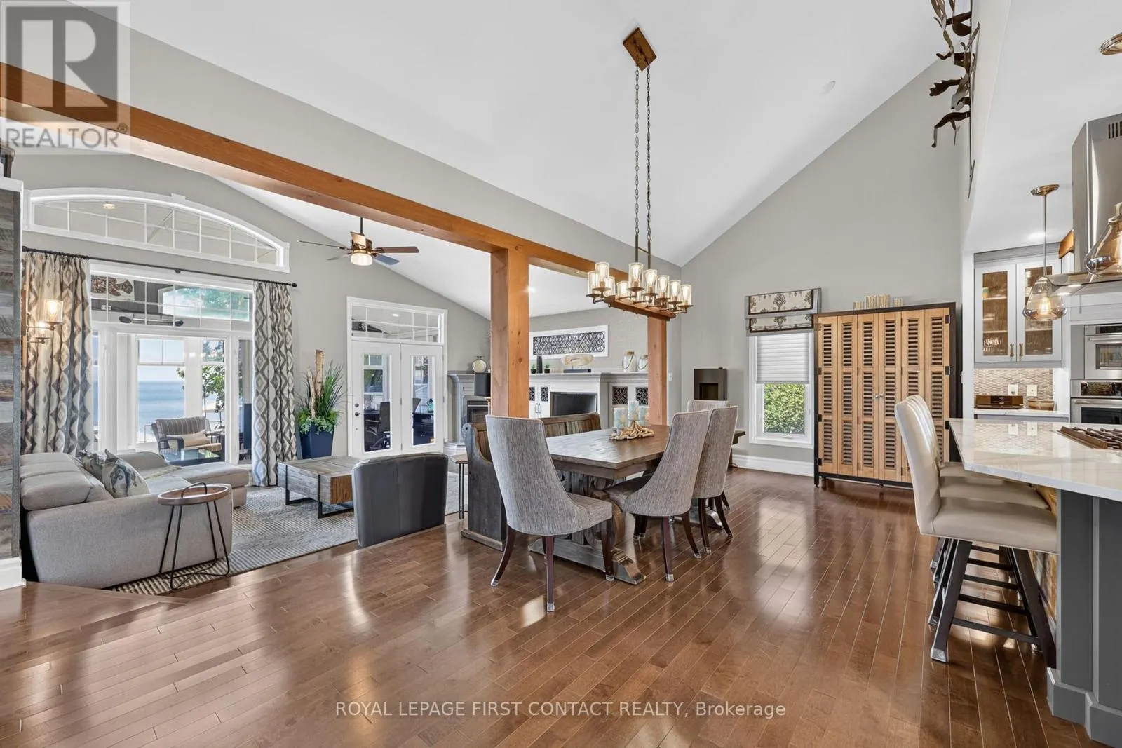 167 LAKESHORE ROAD W