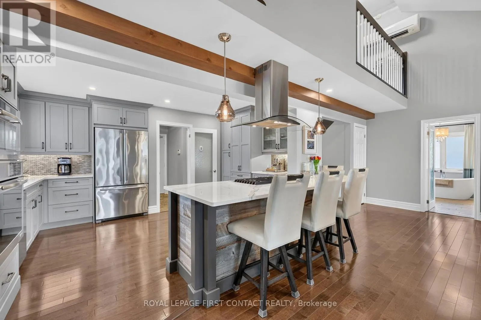 167 LAKESHORE ROAD W