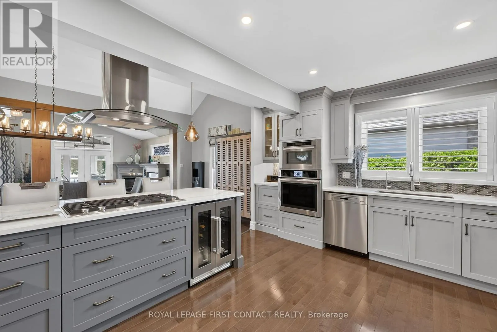167 LAKESHORE ROAD W