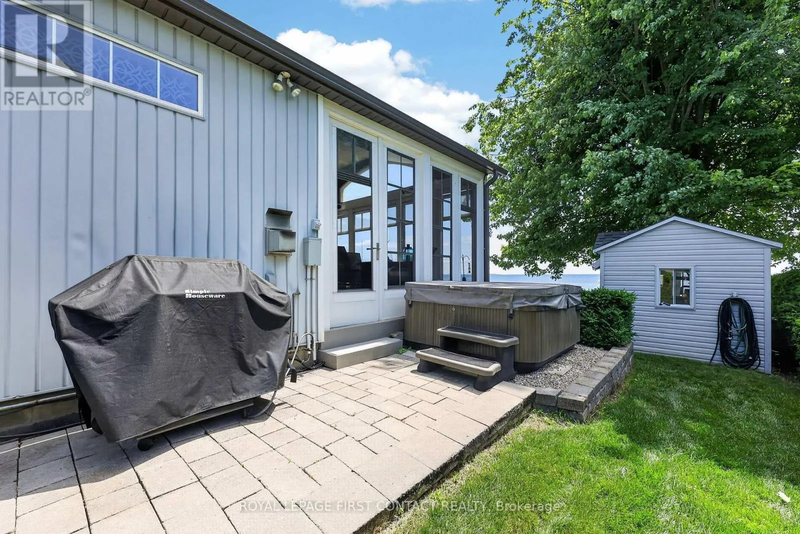 167 LAKESHORE ROAD W