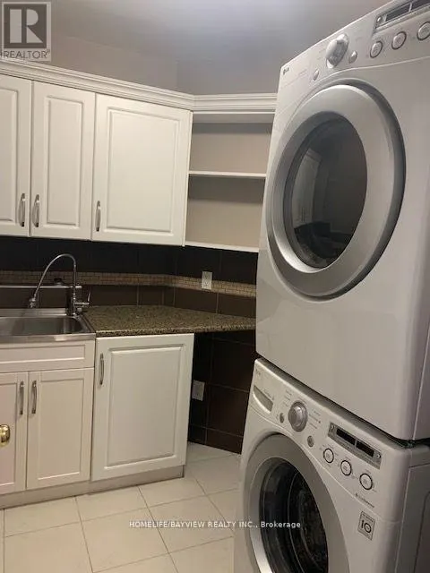 UNIT A - 337 EDGEHILL DRIVE
