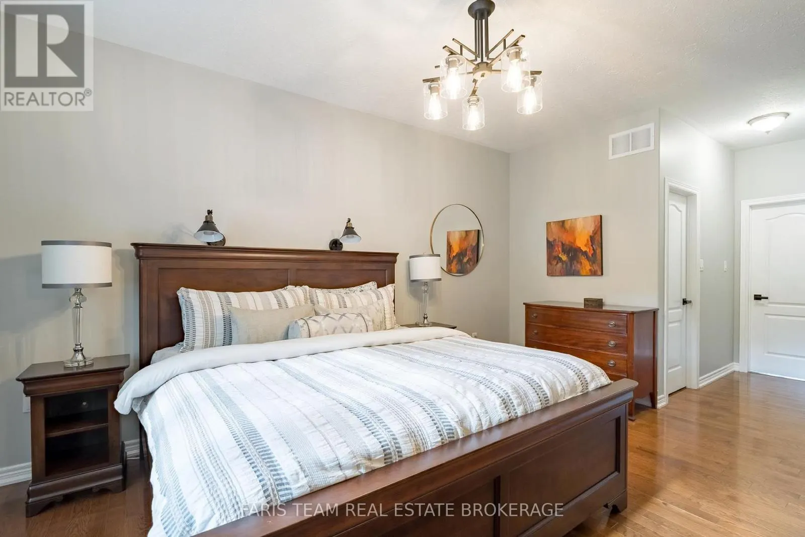 2 STAPLETON PLACE