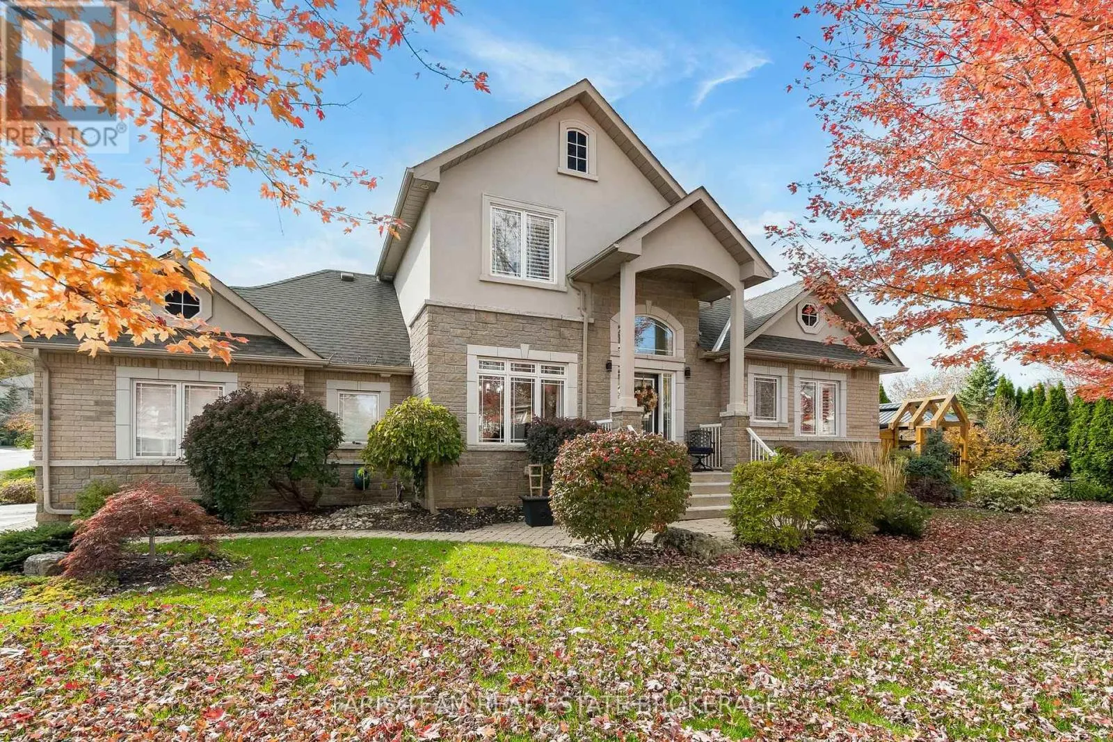 2 STAPLETON PLACE