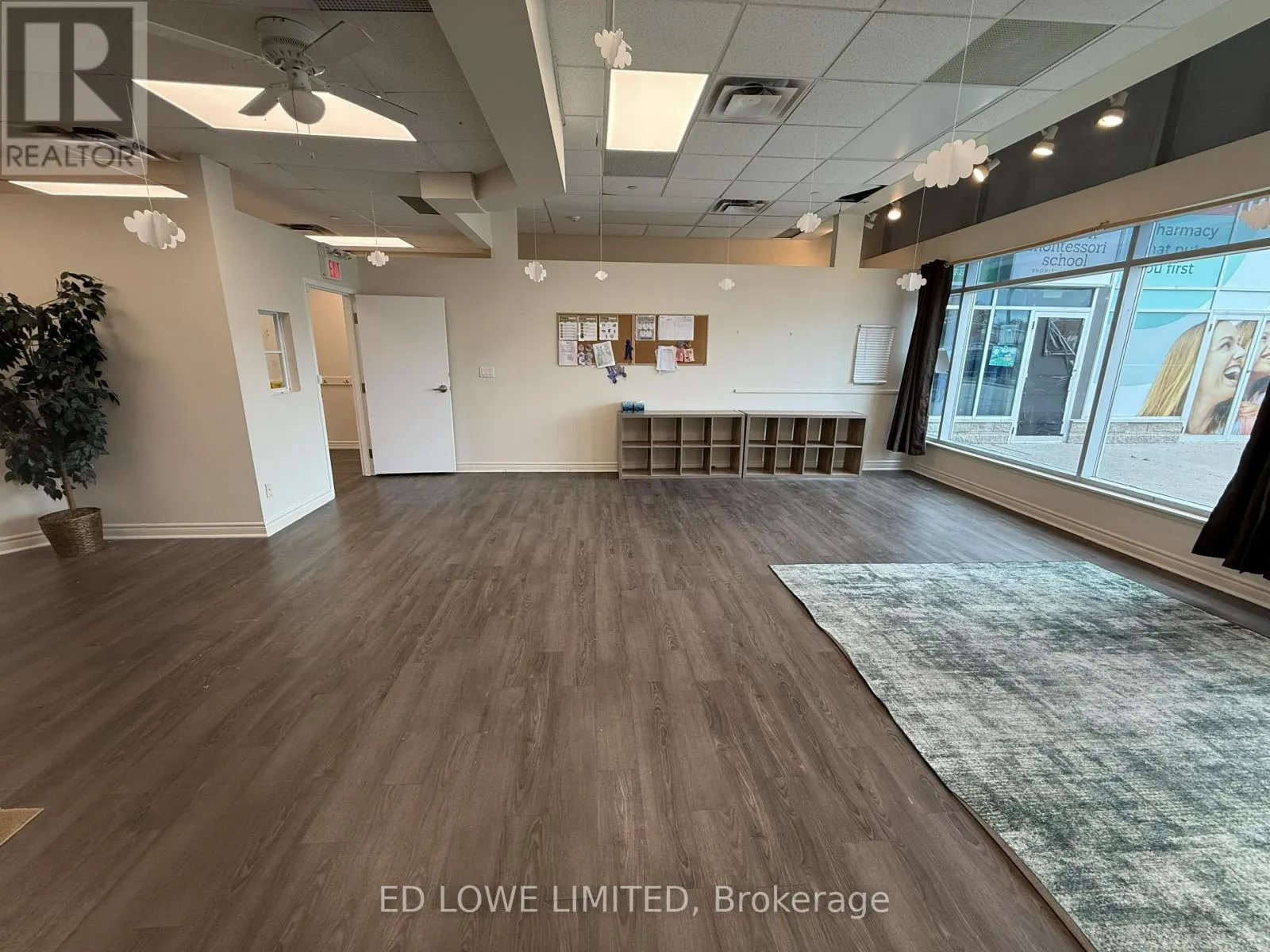 8 - 10A - 555 MAPLEVIEW DRIVE W