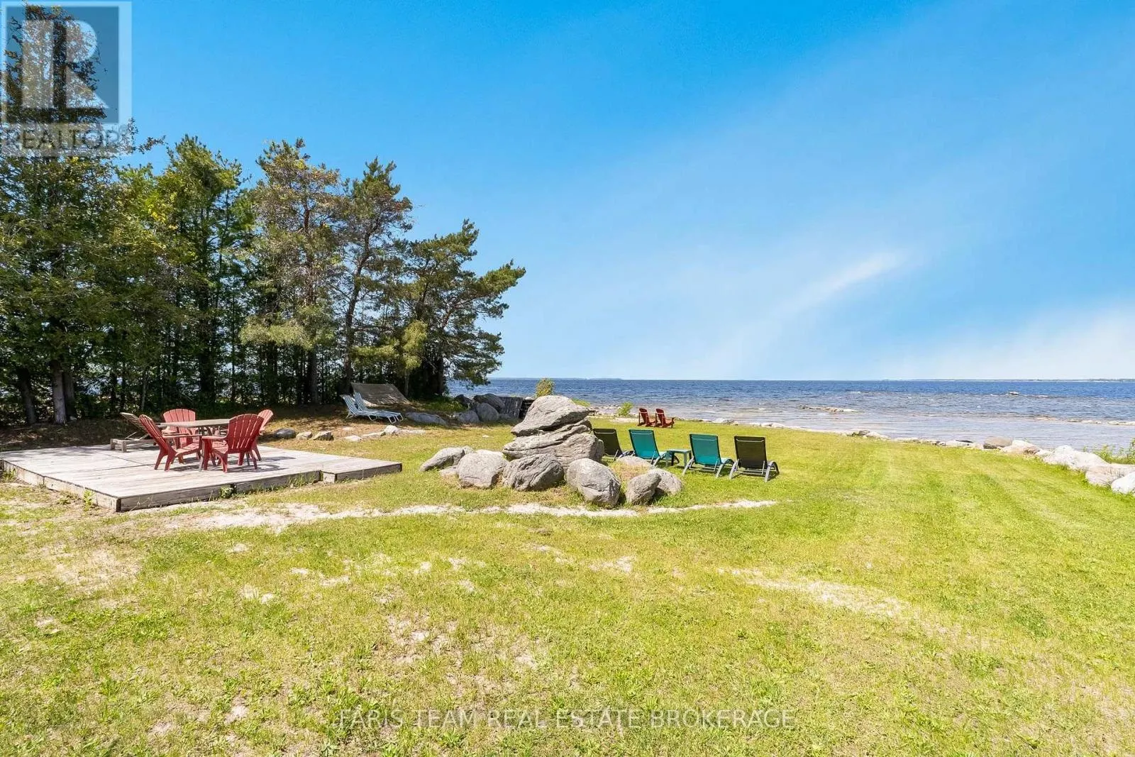 1787 CHAMPLAIN ROAD