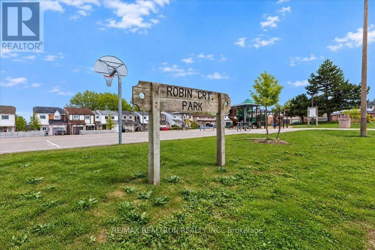99 ROBIN COURT