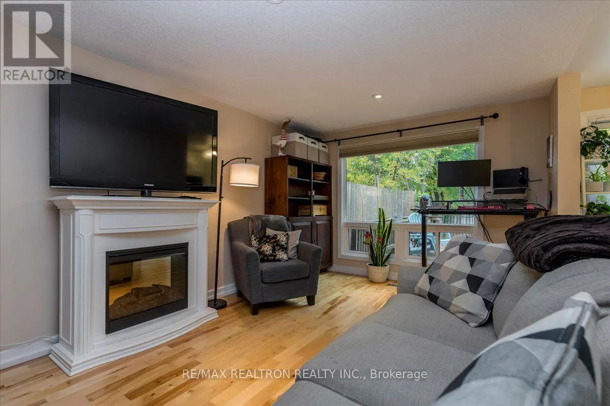 99 ROBIN COURT