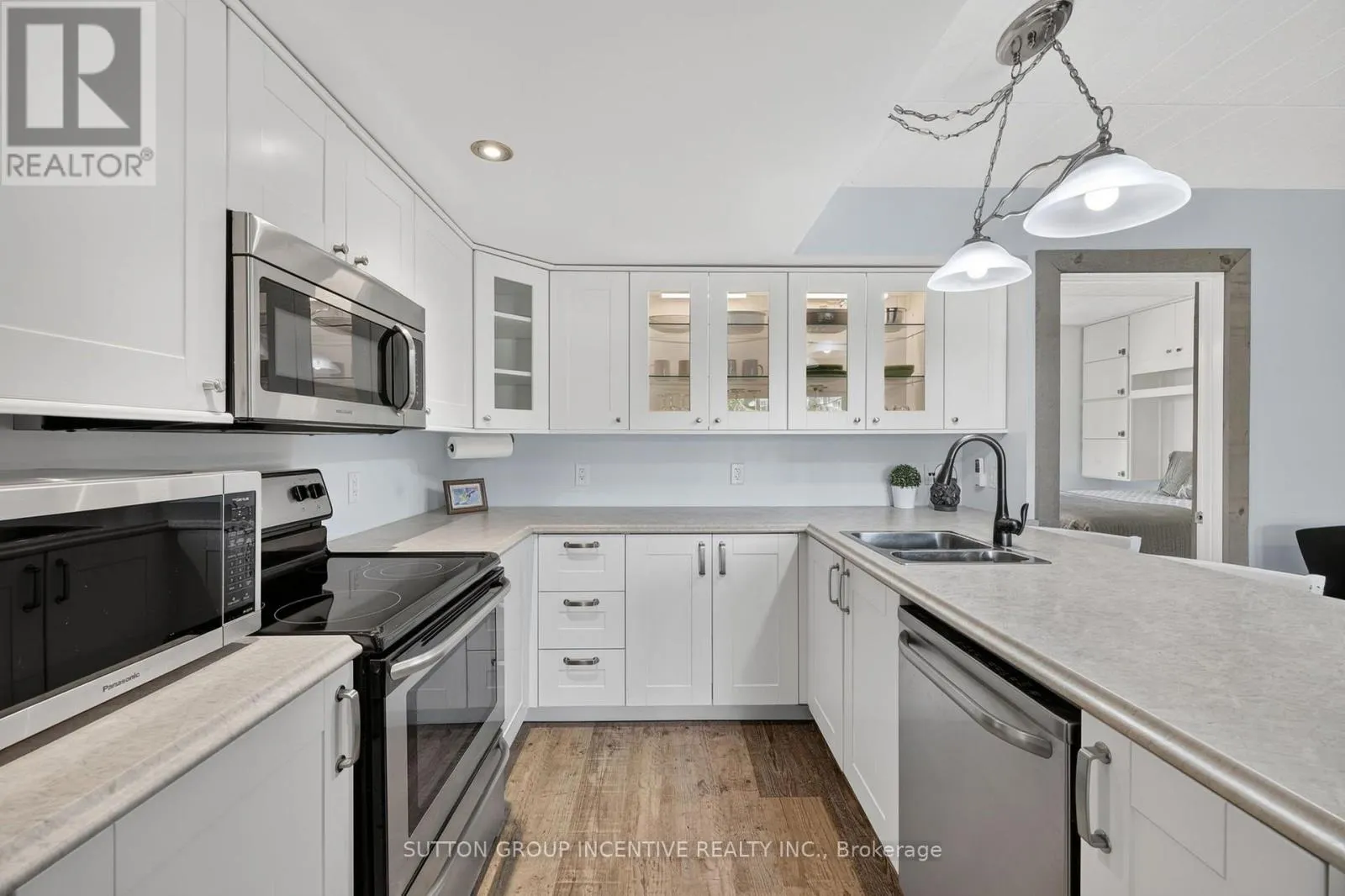 224 - 1102 HORSESHOE VALLEY ROAD W