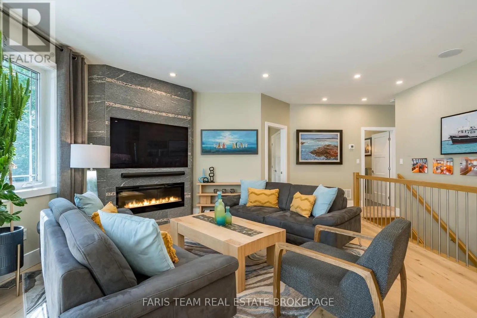 15 STONEY ROAD