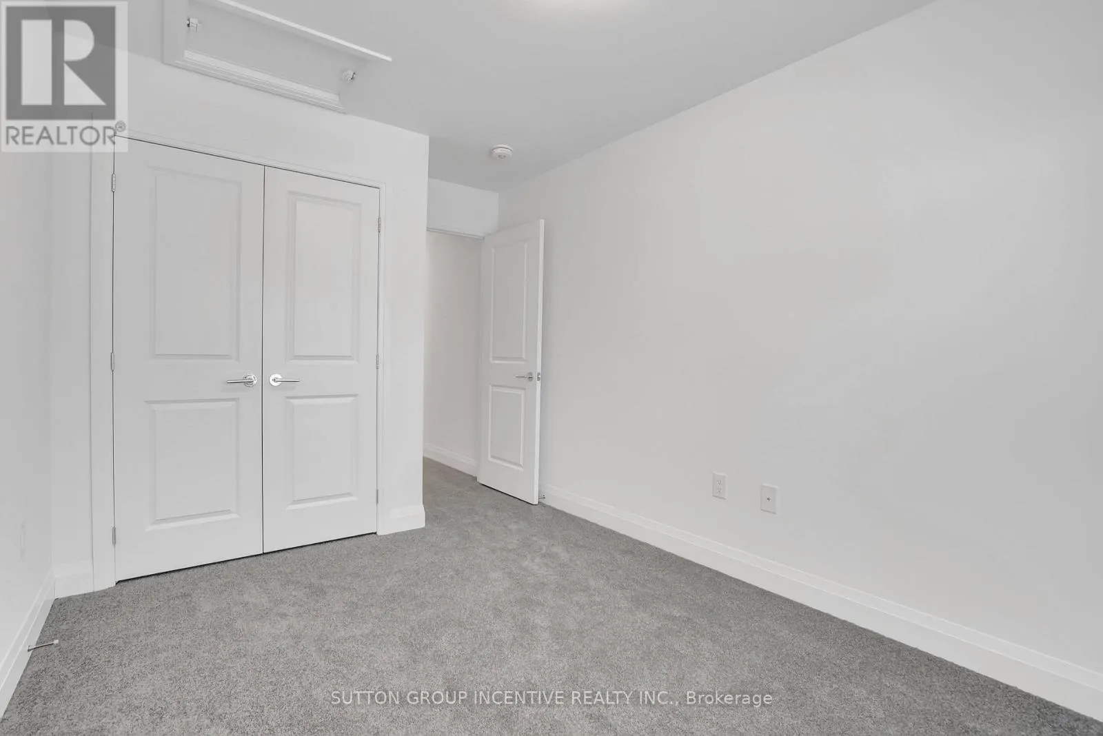2 - 5 RANCH TERRACE