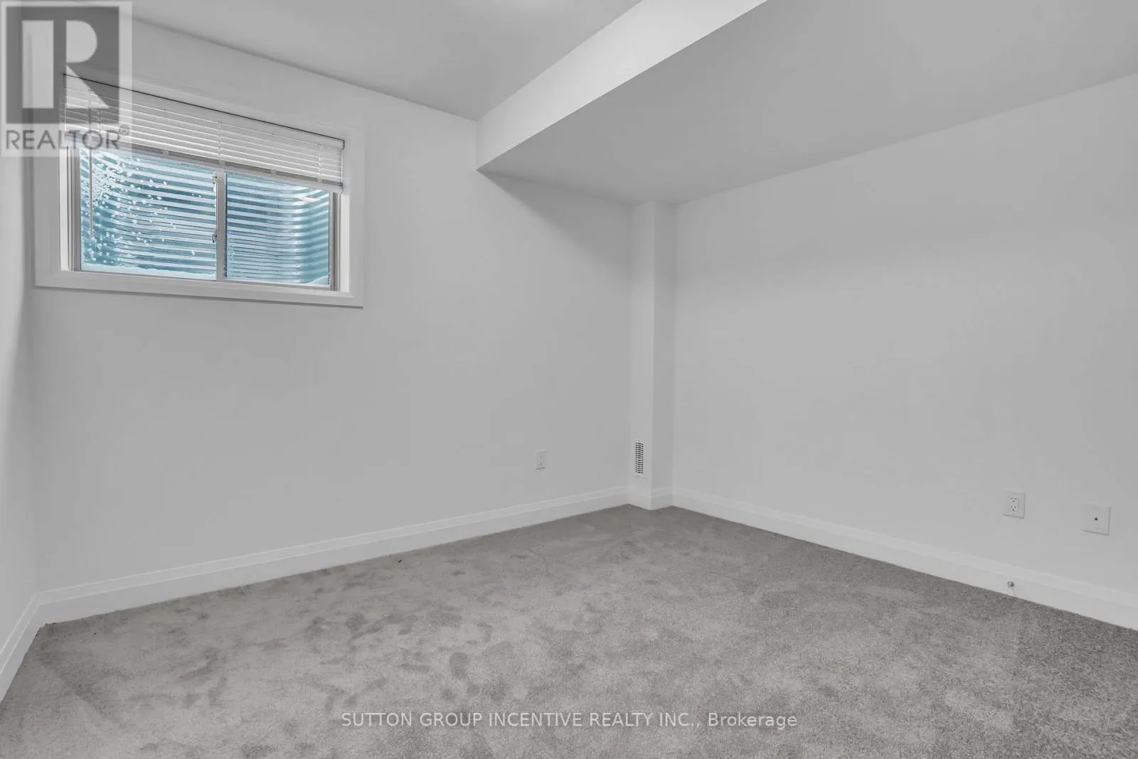 2 - 5 RANCH TERRACE