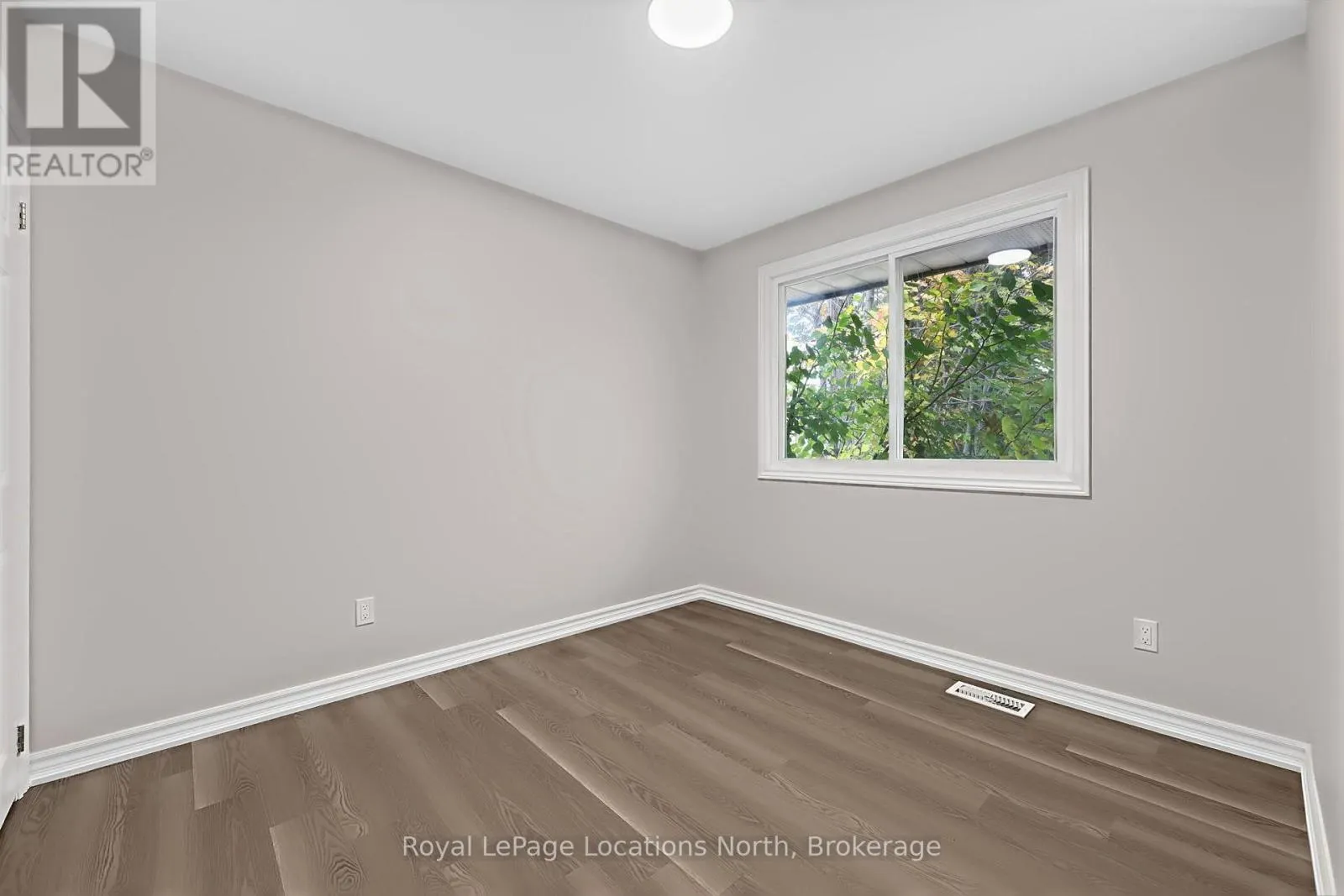 3 HARDING AVENUE