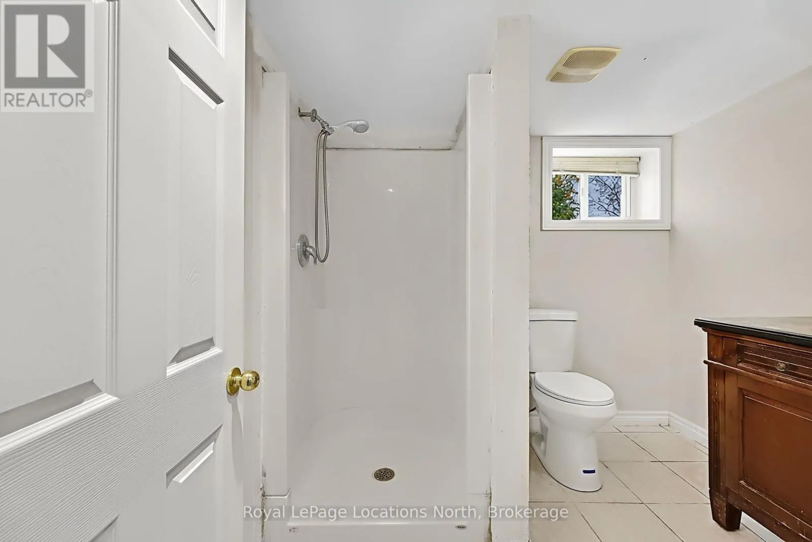 3 HARDING AVENUE