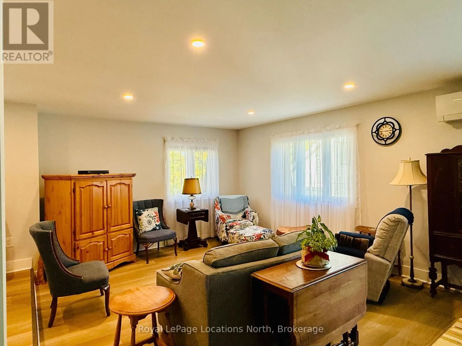 3 - 29 BEECH STREET #3