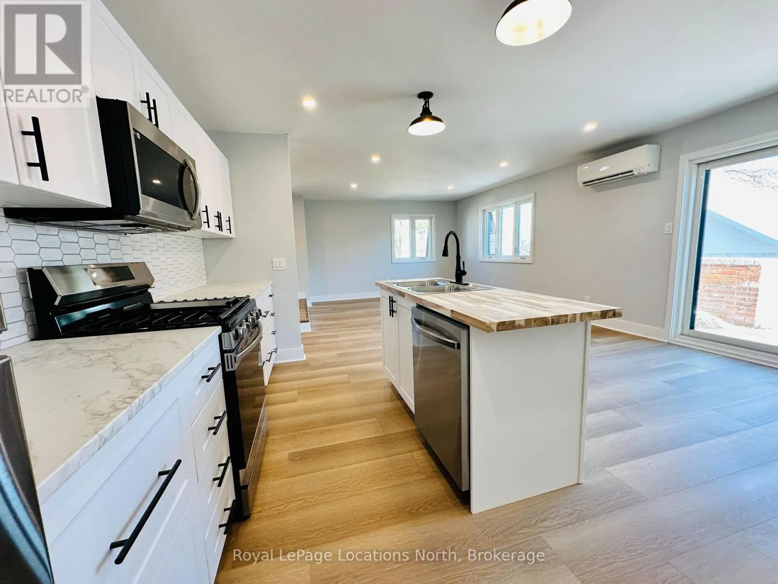 3 - 29 BEECH STREET #3